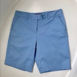 Ladies Vineyard Vines Bermuda shorts size 10